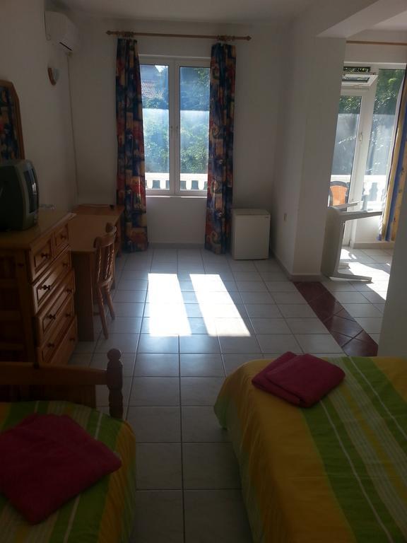 Family Hotel Casablanca Green Varna Ngoại thất bức ảnh