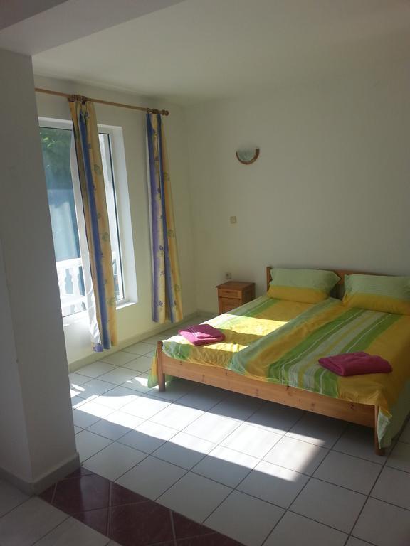 Family Hotel Casablanca Green Varna Ngoại thất bức ảnh