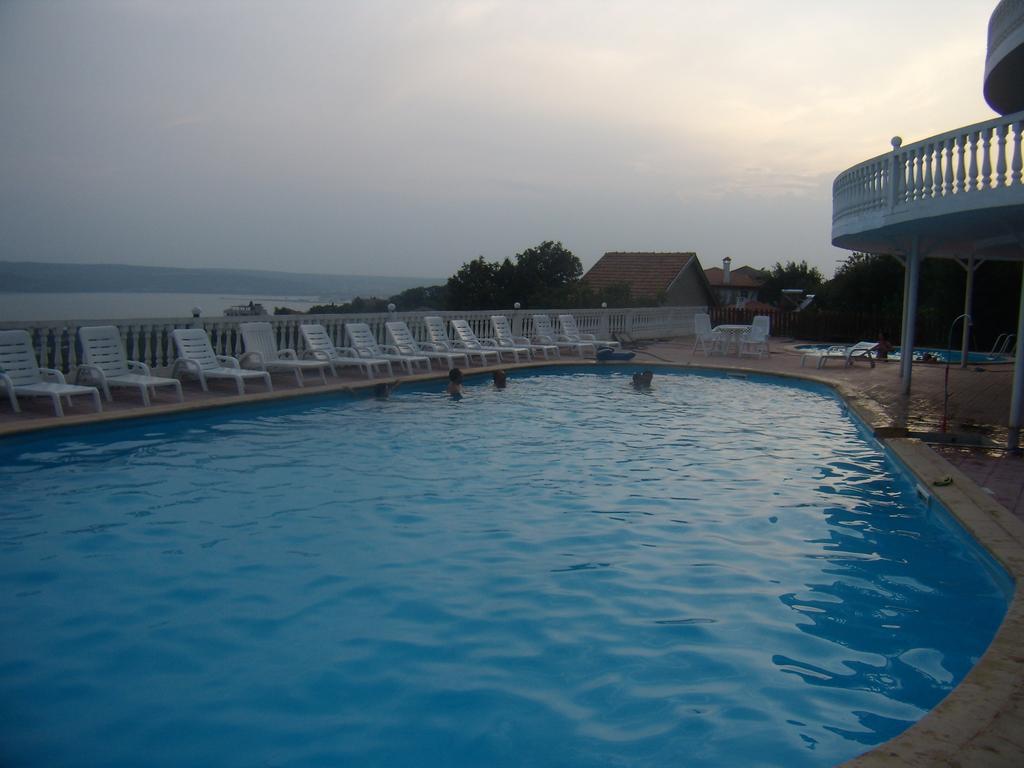 Family Hotel Casablanca Green Varna Ngoại thất bức ảnh