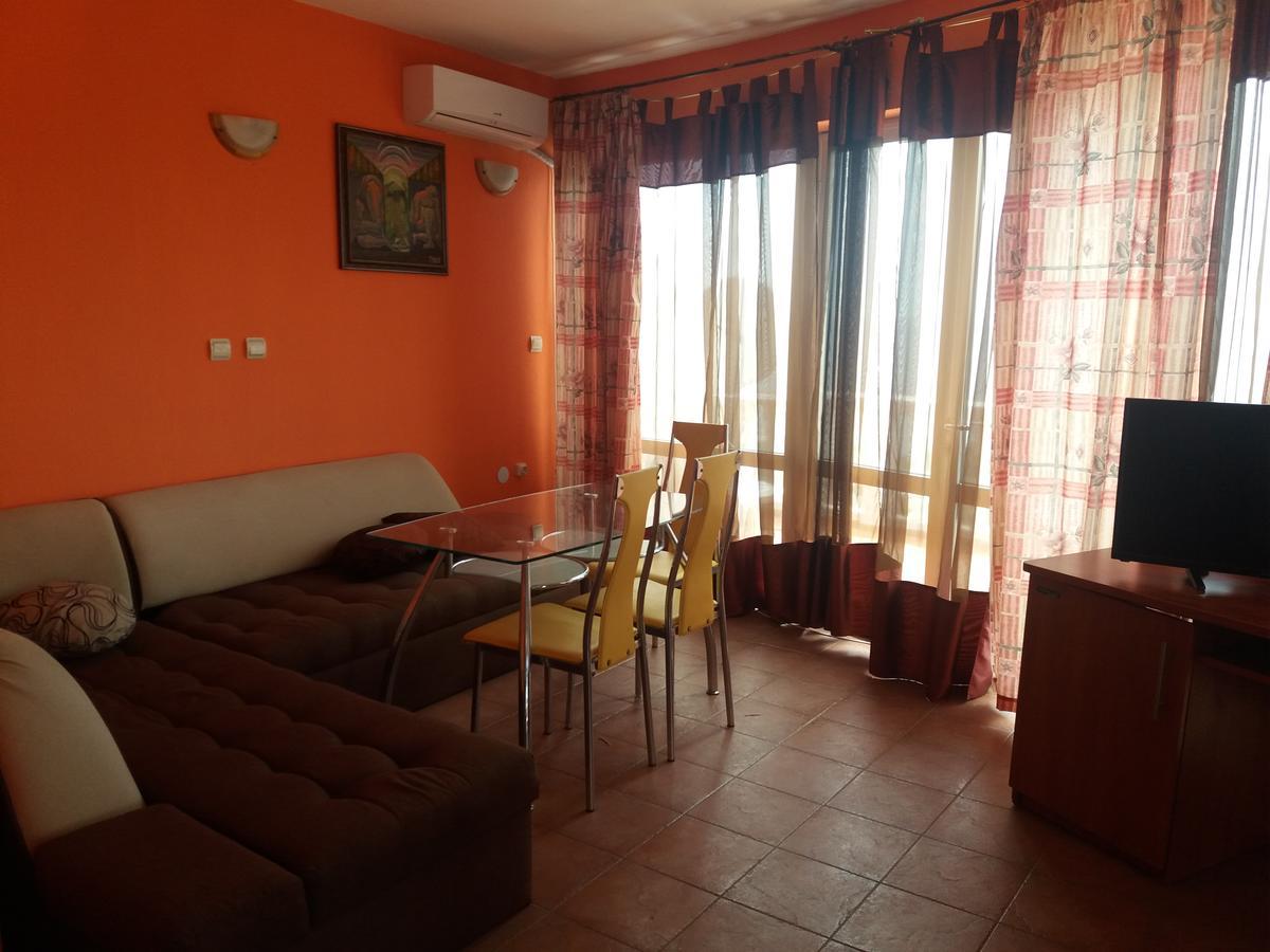 Family Hotel Casablanca Green Varna Ngoại thất bức ảnh